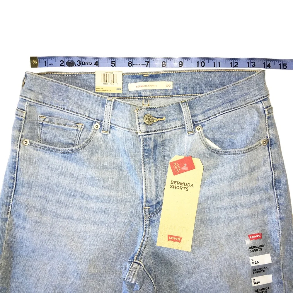Levi’s Women's Bermuda Denim Shorts 26